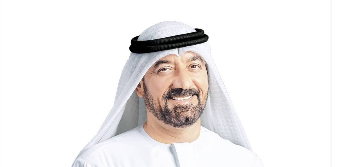 أحمد بن سعيد يؤكد مكانة المرأة الإماراتية