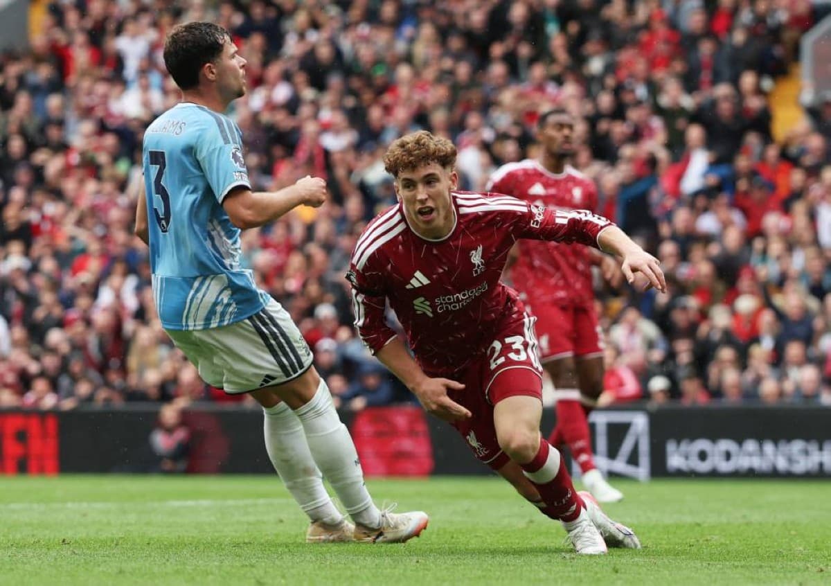 Liverpool avoids defeat at home