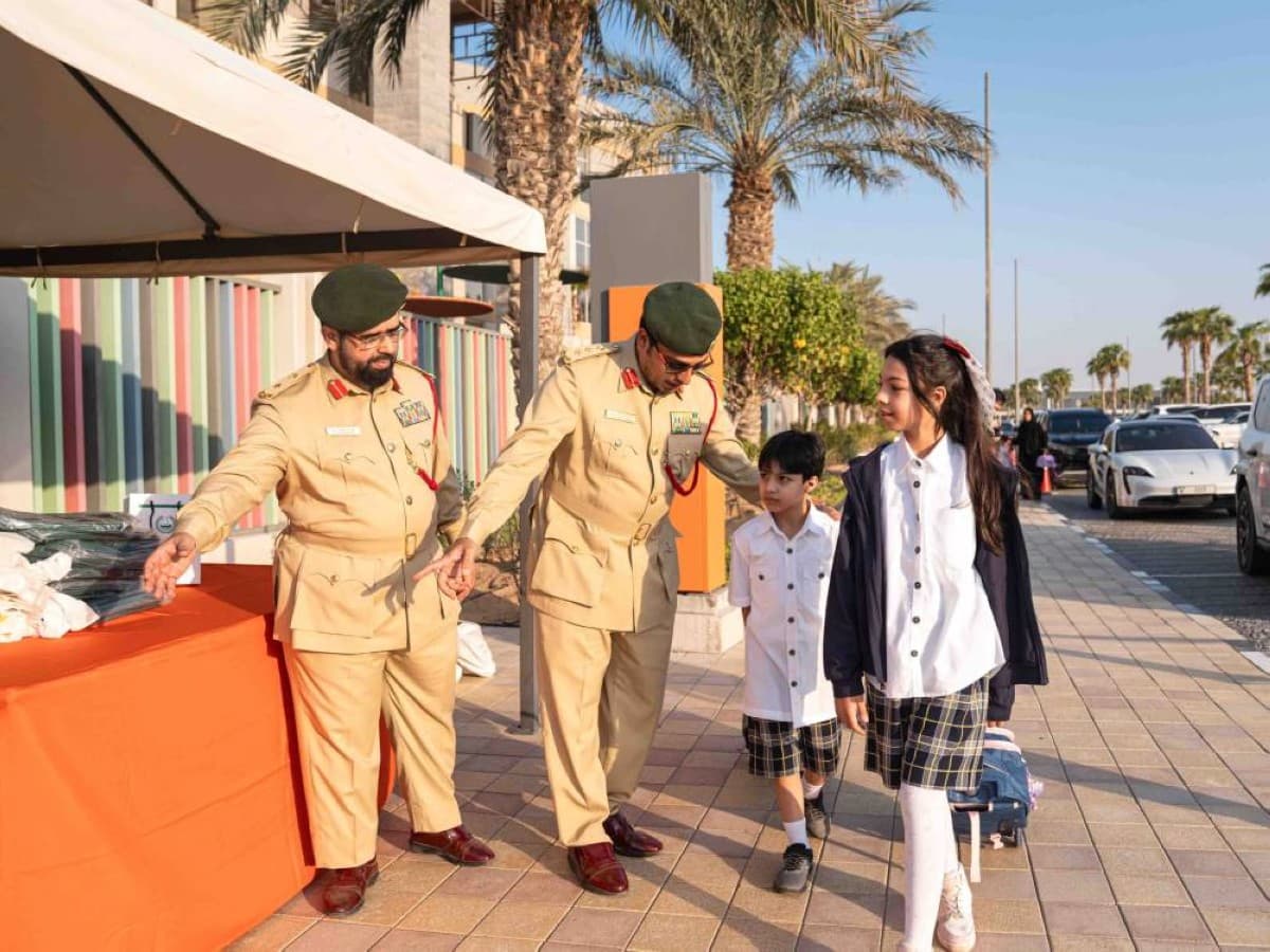 شرطة دبي توسع انتشارها خلال يوم بلا حوادث