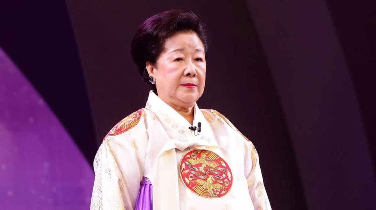 Korean women face scrutiny over Chanel bags