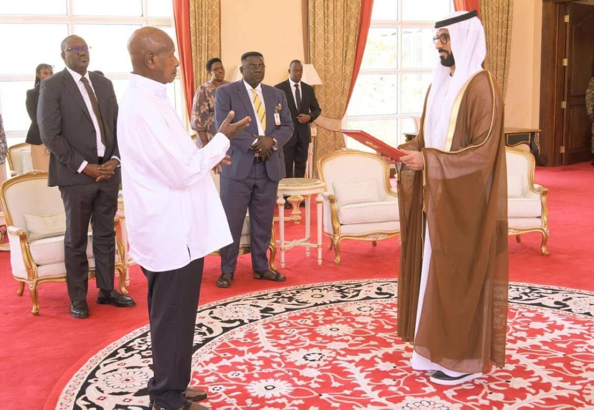 سفير الإمارات يسلم أوراقه لأوغندا