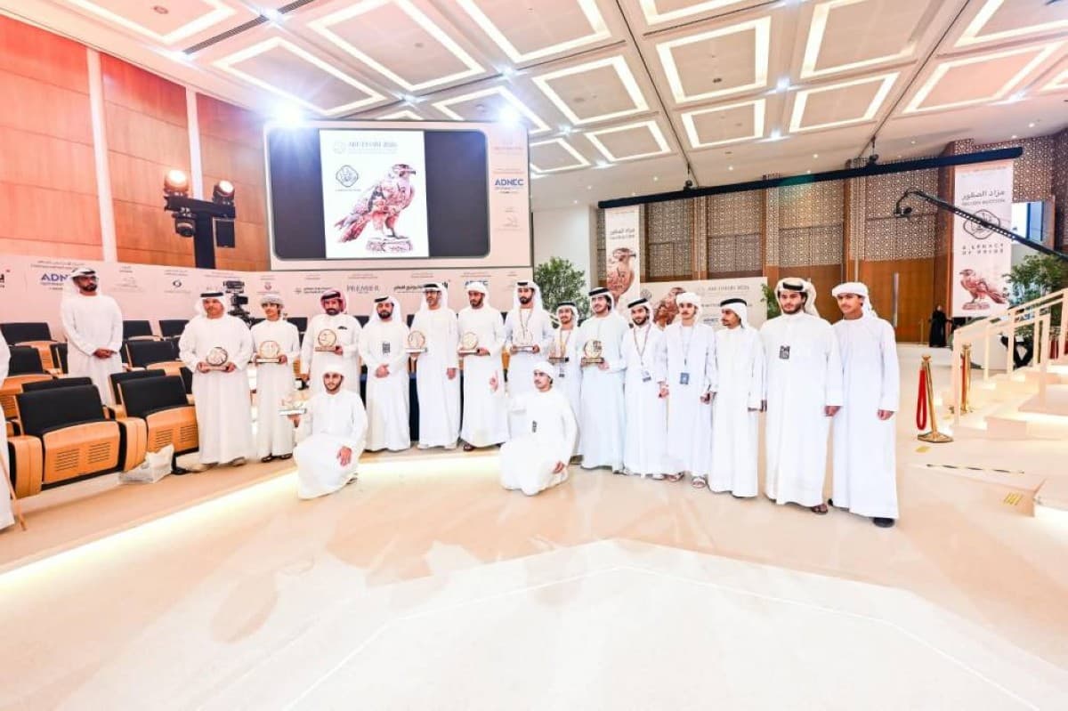 Abu Dhabi Falconers Win at Al-Mazayna