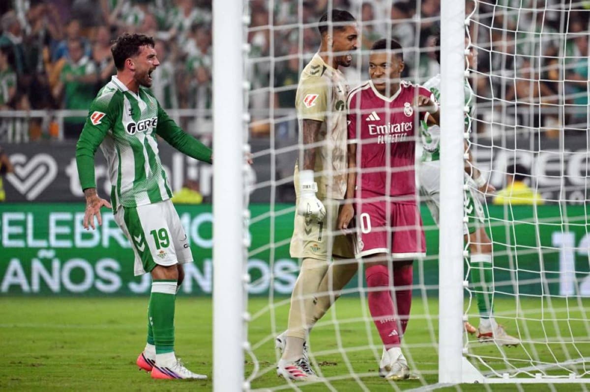 Real Madrid-referee conflict resurfaces