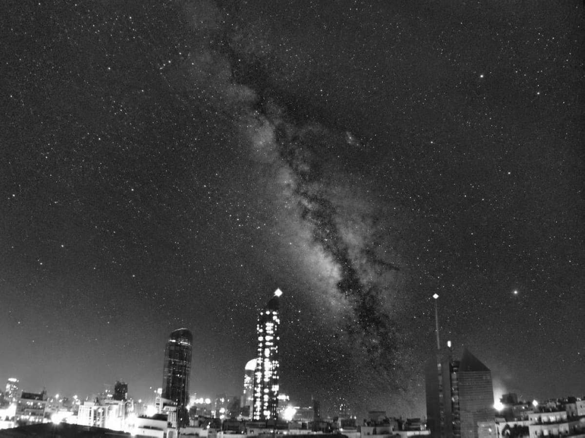 ISS captures Milky Way arm from Abu Dhabi