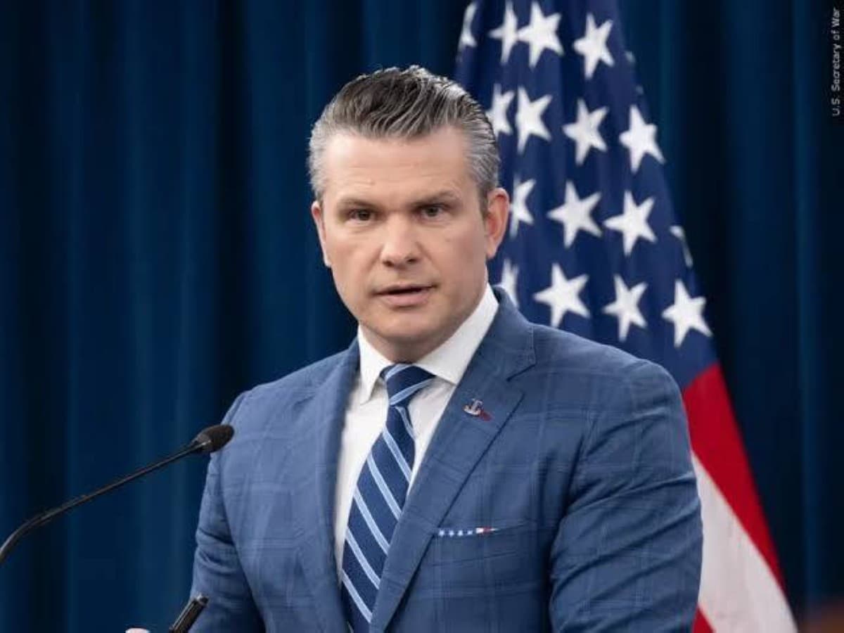 U.S. Defense Secretary Threatens Action Against Iranian Tankers