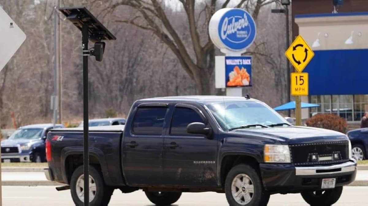 Florida bans highway license plate cameras