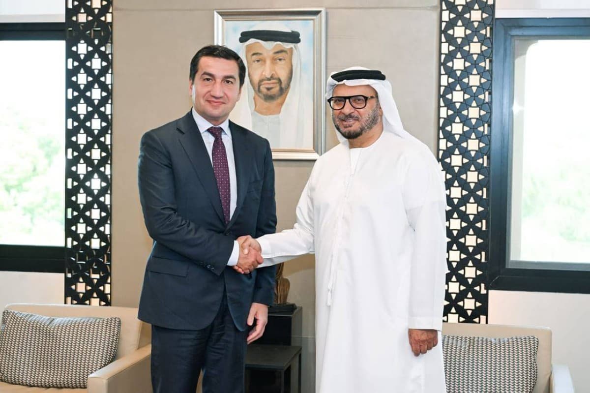 Anwar Gargash holds talks with Azerbaijani presidential aide