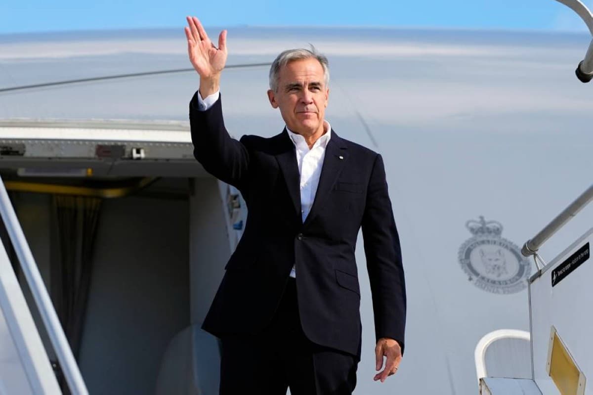 Everton hosts British and Canadian Prime Ministers