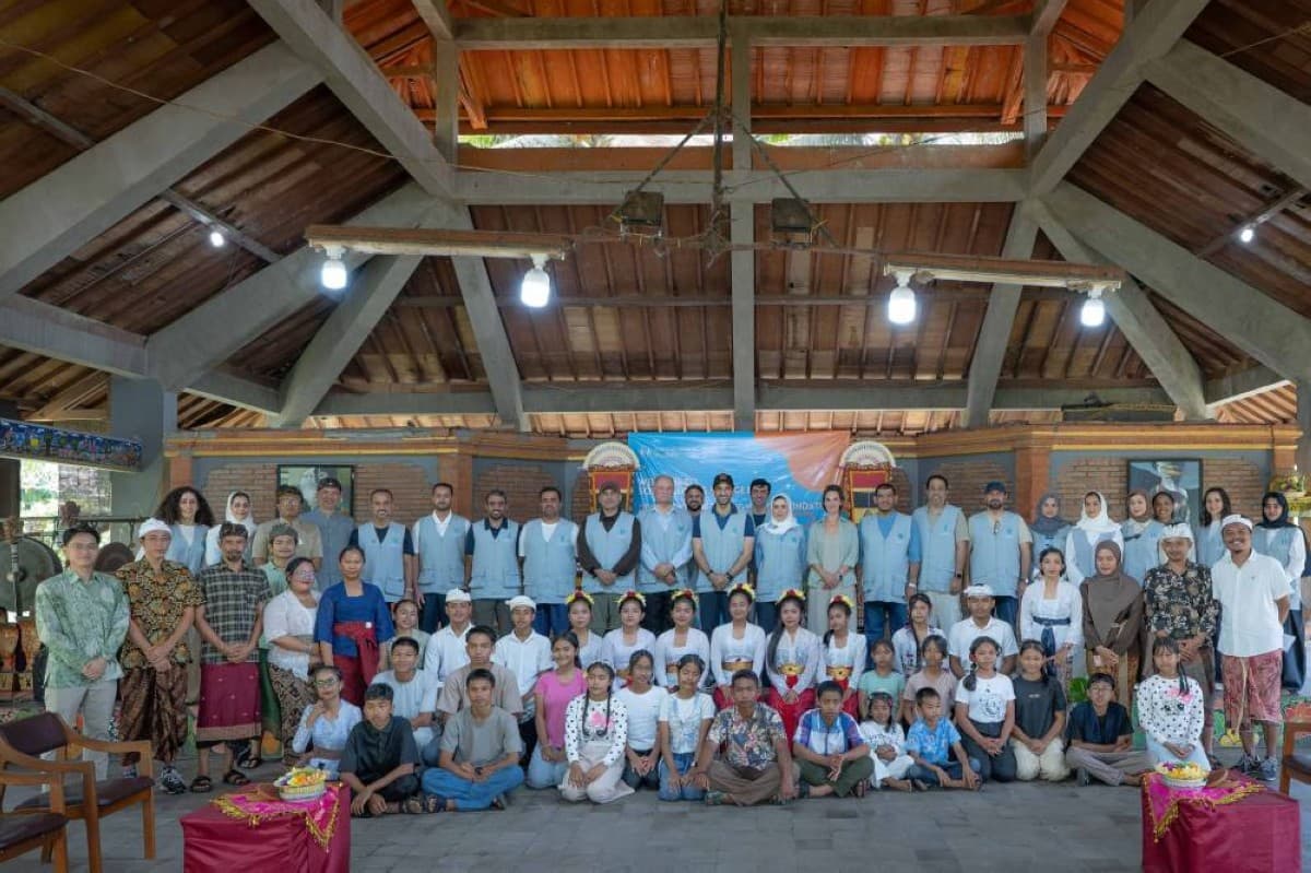 Al Heart of Giving leader visits Bali charity projects