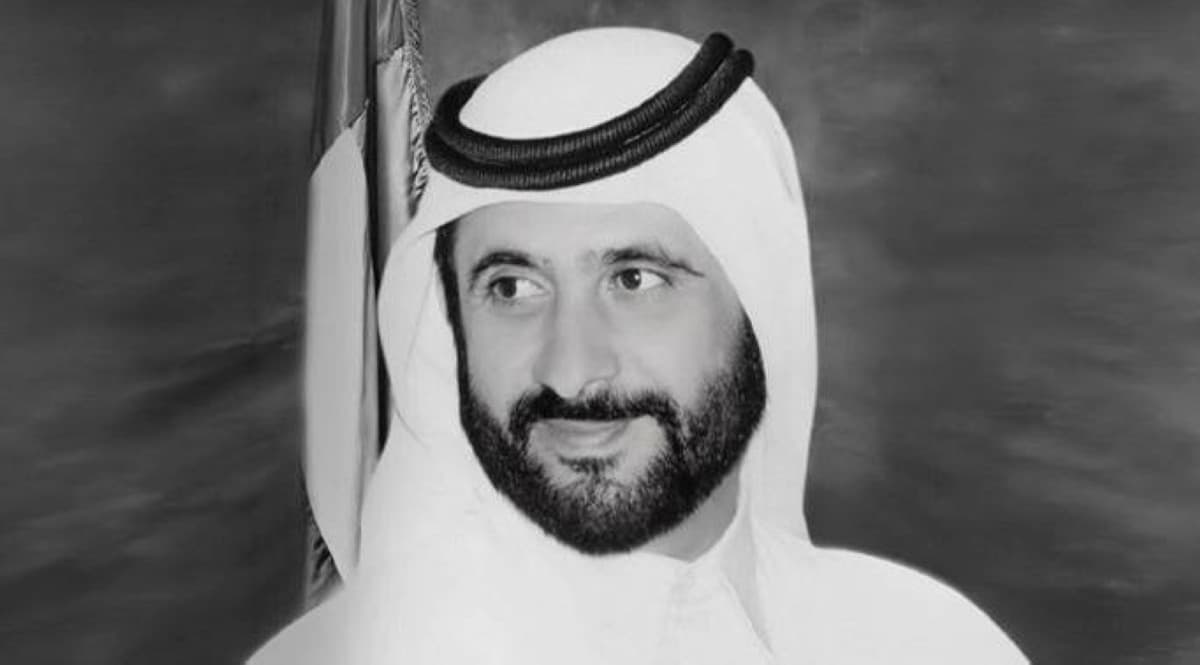 ملك البحرين ينعى وفاة الشيخ أحمد بن راشد