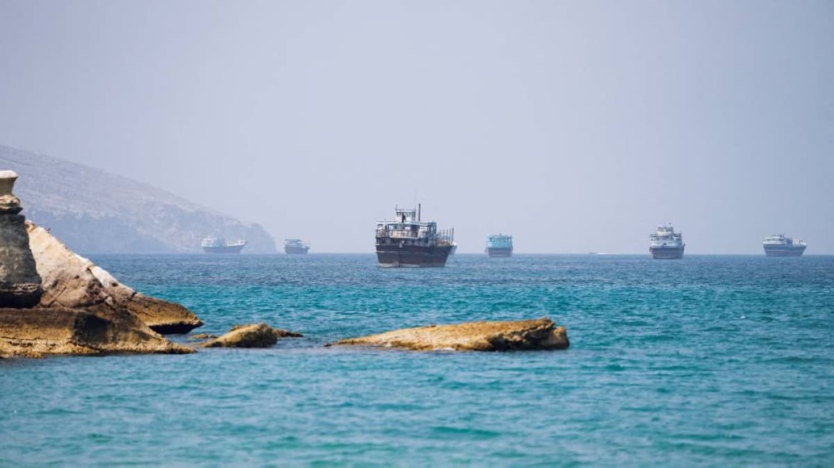 Washington seeks talks; Tehran raises Hormuz