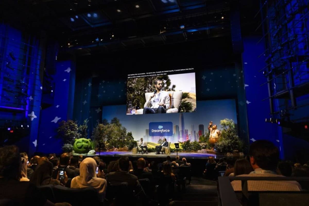 UAE Shares Insights on AI-Driven Government Development