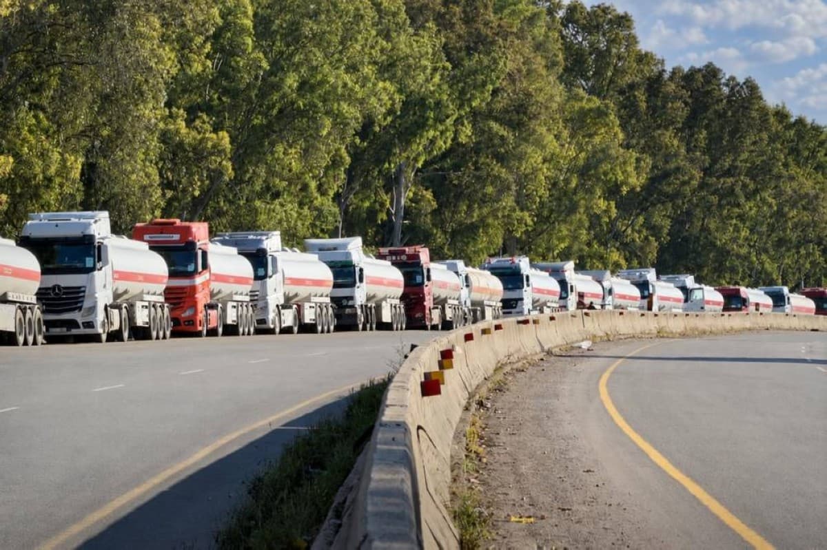 Gasoline land shipments to Iraq commence