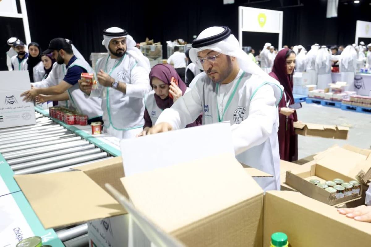 عبدالله بن دميثان: من دبي لغزة 10 ملايين وجبة لدعم التضامن