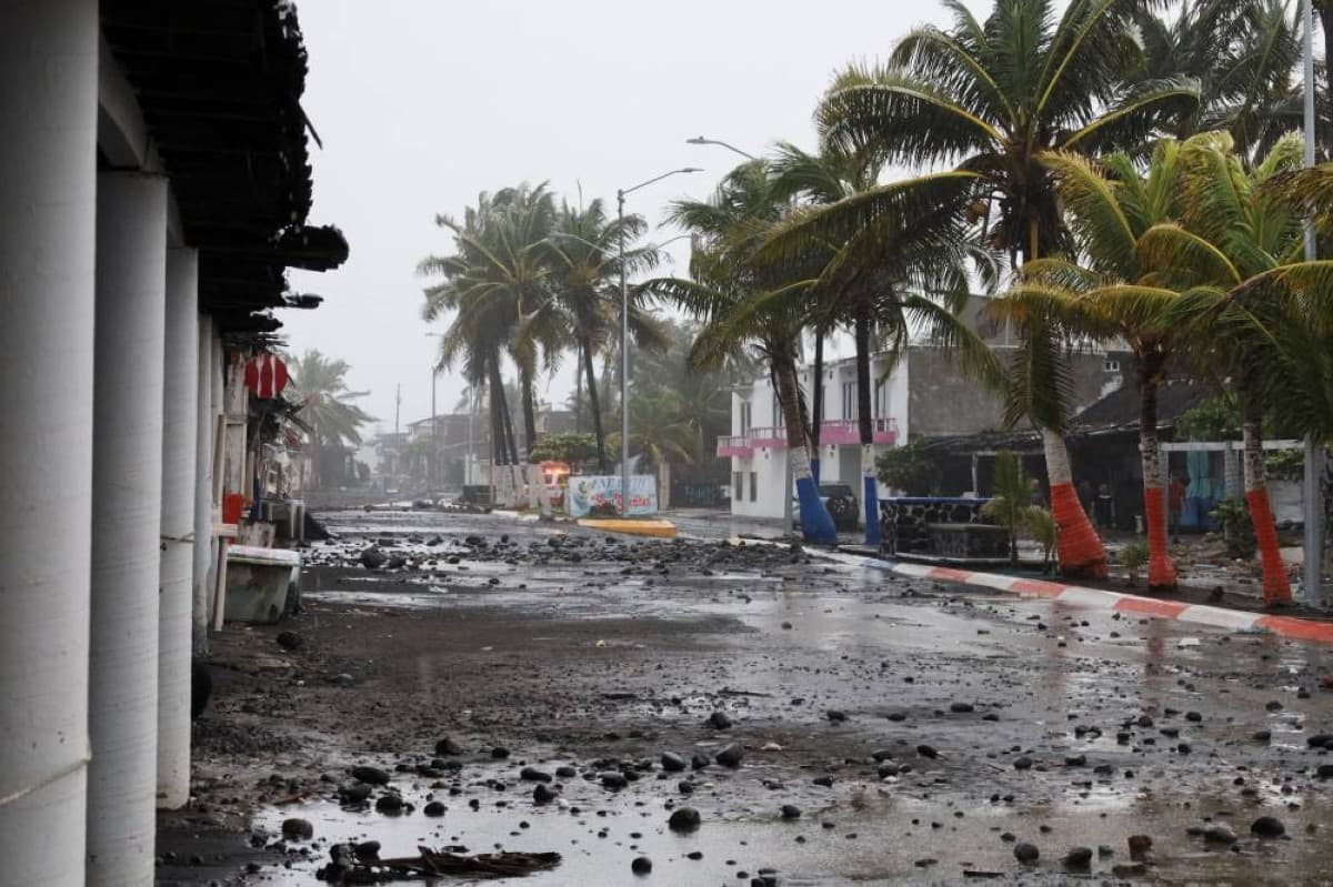 Bolo nears Mexico with casualties