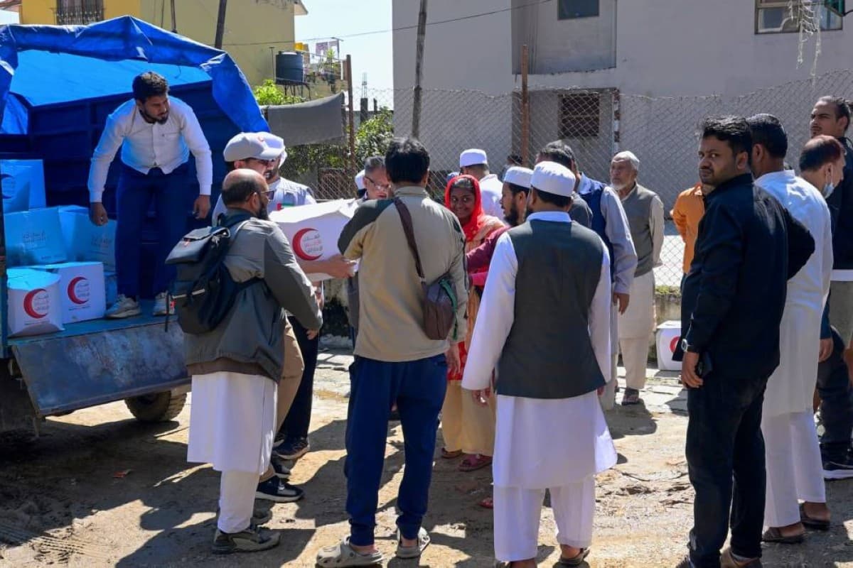 Emirati Aid Team Extends Help in Nepal