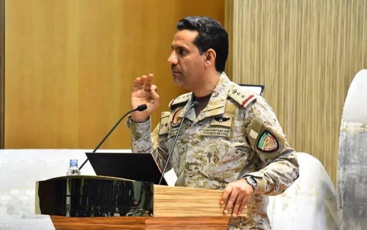 Saudi Arabia intercepts Houthis' missile toward Khamis Mushait