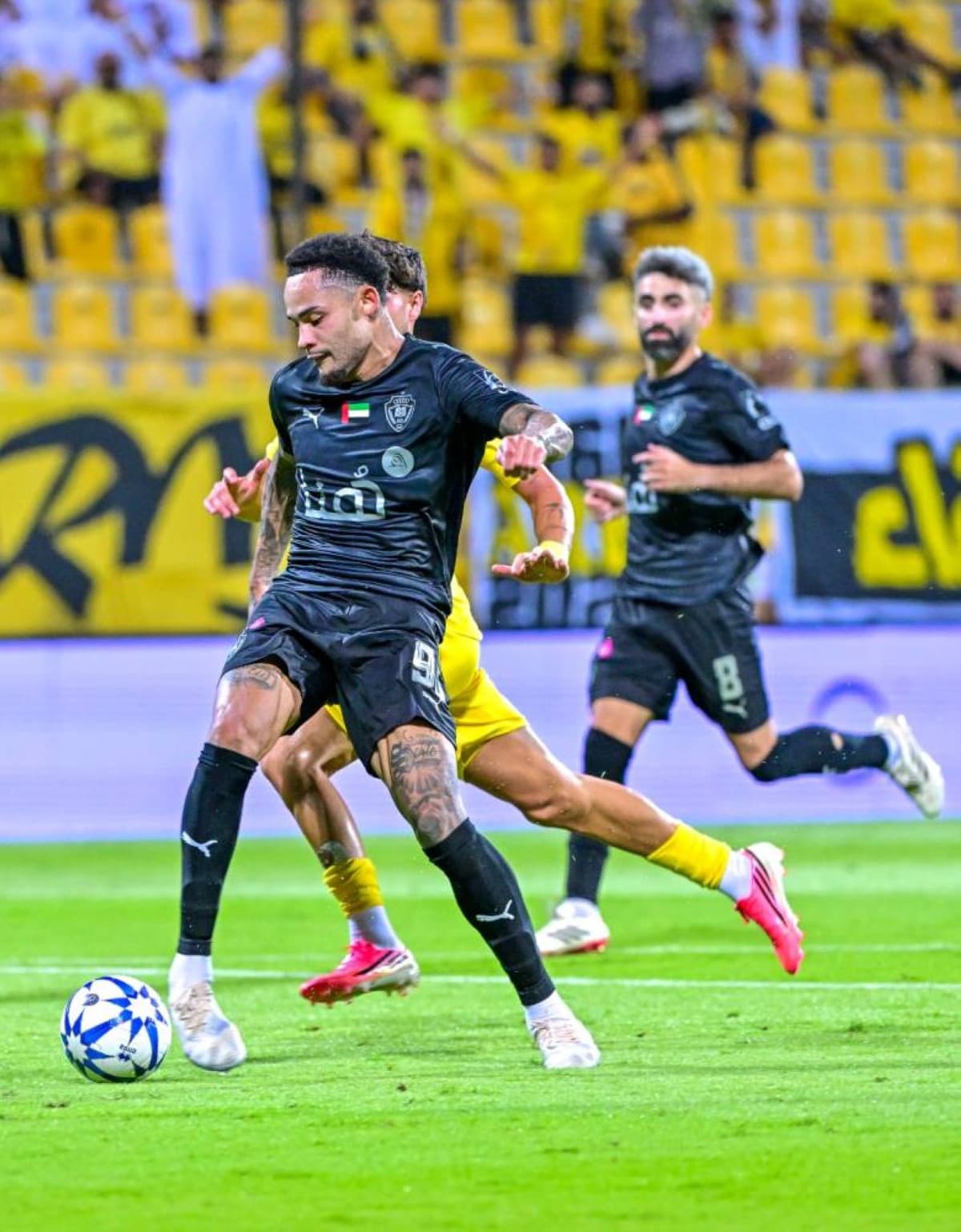الوصل يفوز على كلباء ويعزز صدارته لكأس أديب