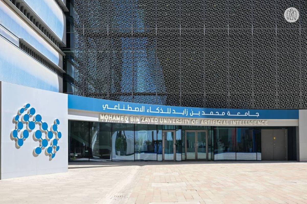 جامعة محمد بن زايد ترسل أول زميل إلى أكسفورد