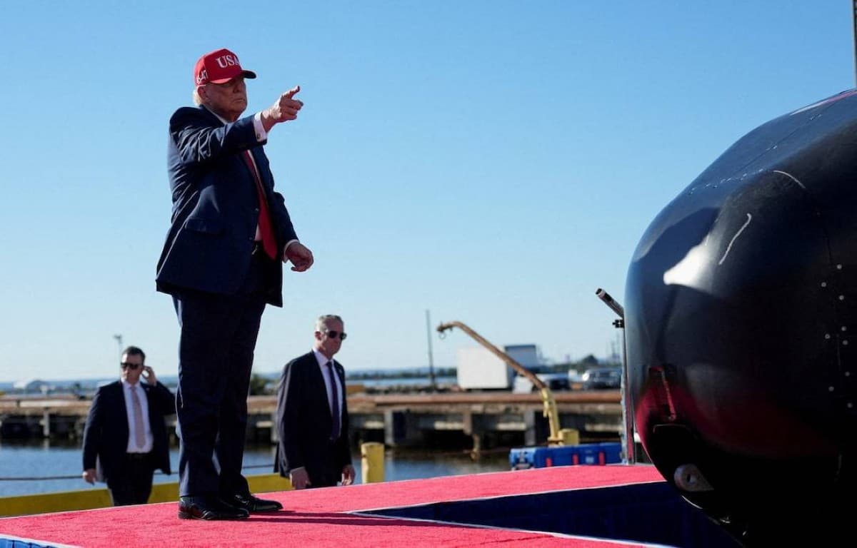 Trump rally disrupted in Texas