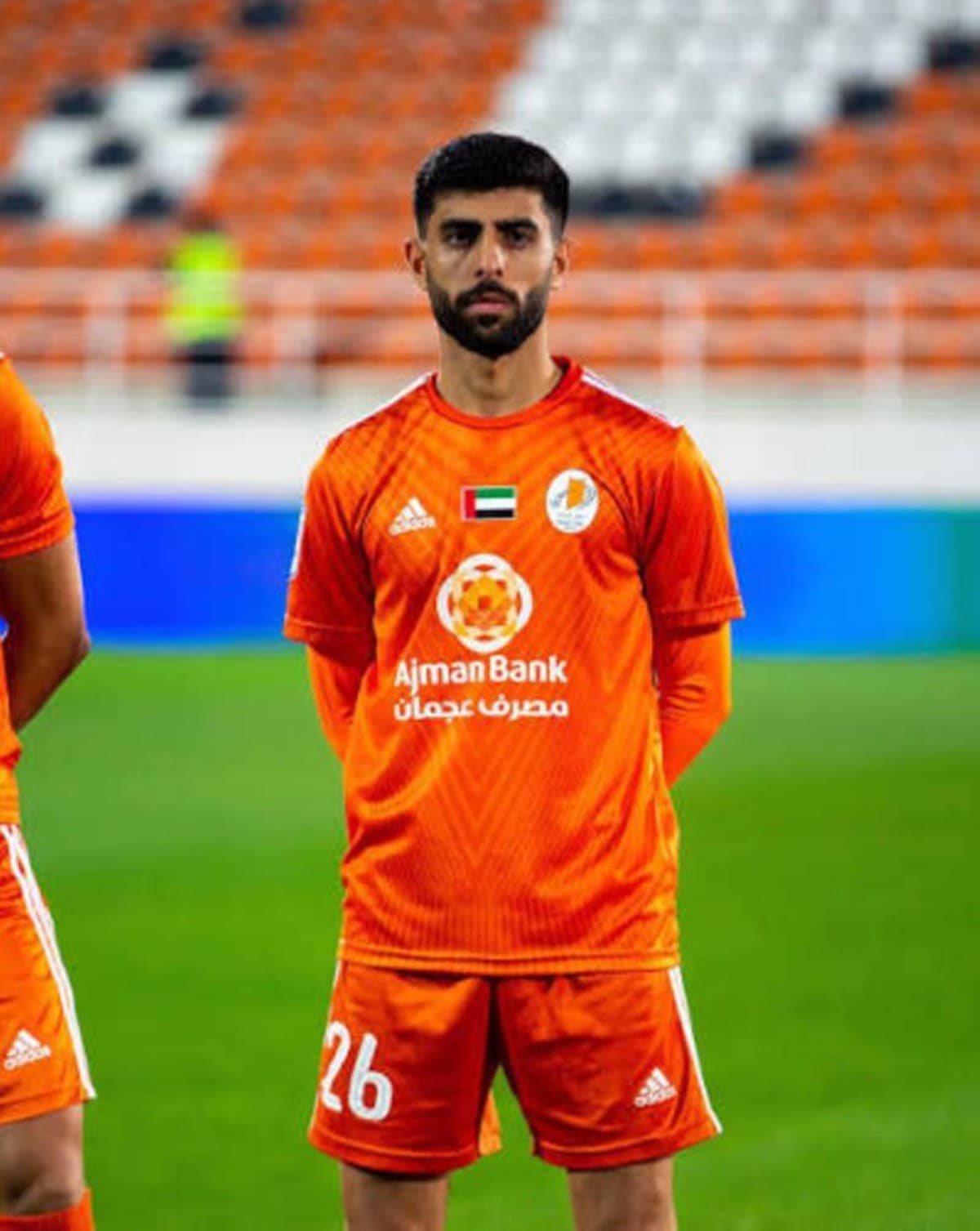 علامة كاملة تعزز معنوية عجمان