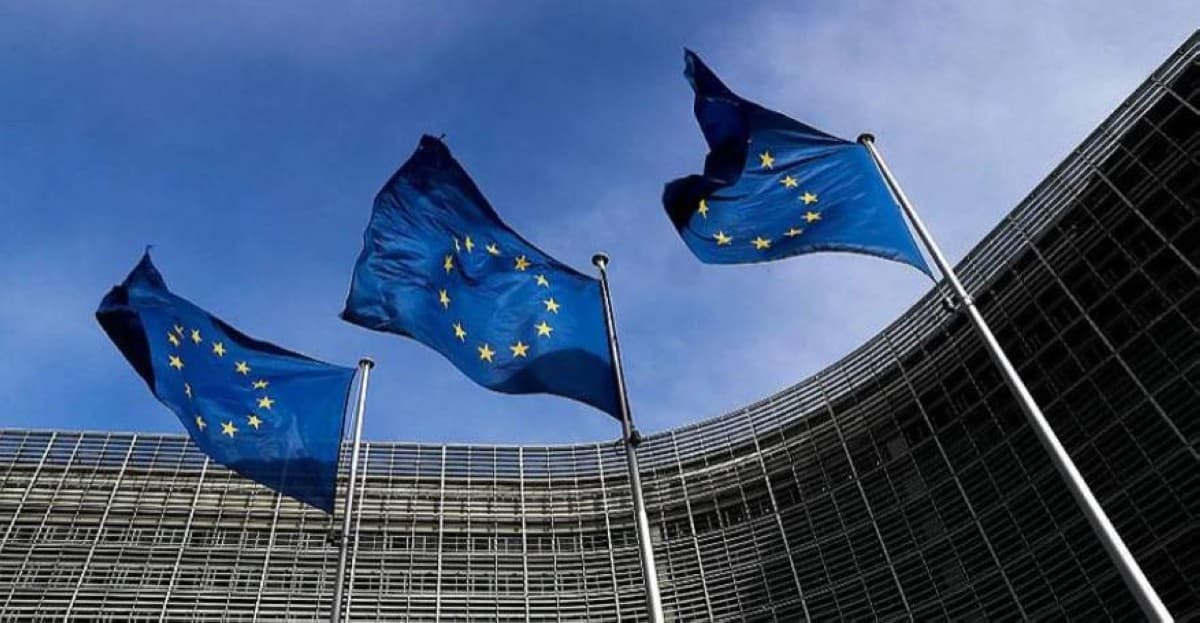 EU criticizes diesel supply pact between Trump and Putin
