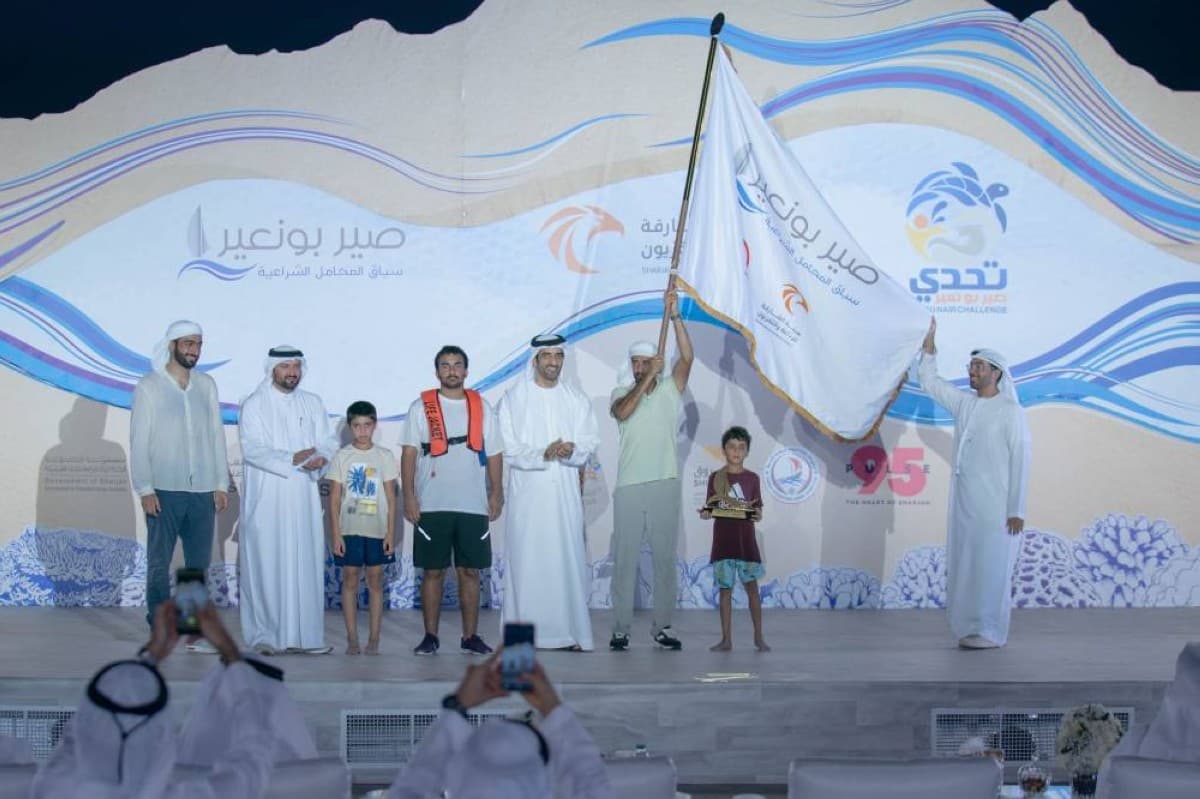 سلطان بن أحمد يكرم الفائزين في سباق صير بونعير
