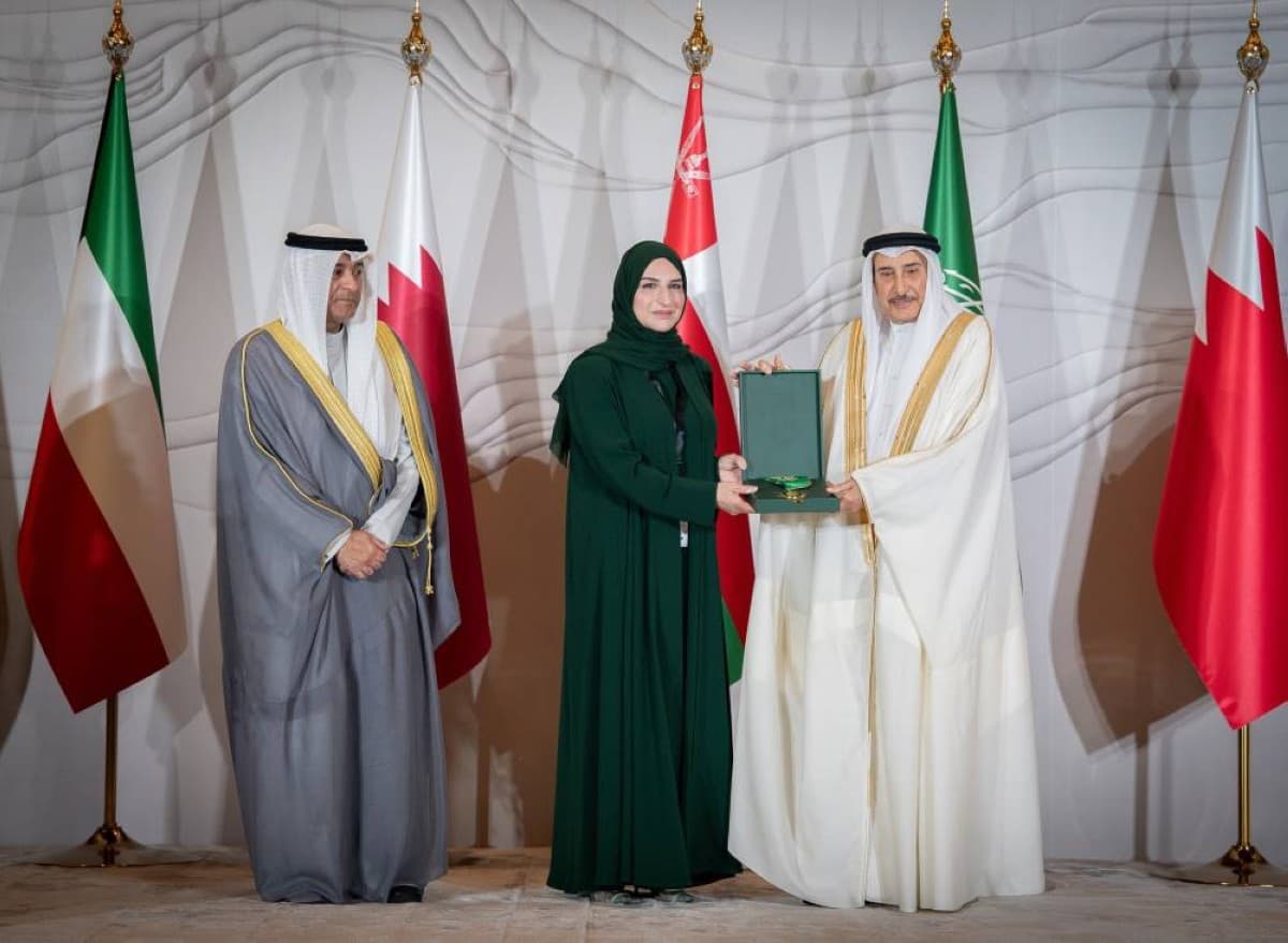 Five Emirati Leaders Receive GCC Medal