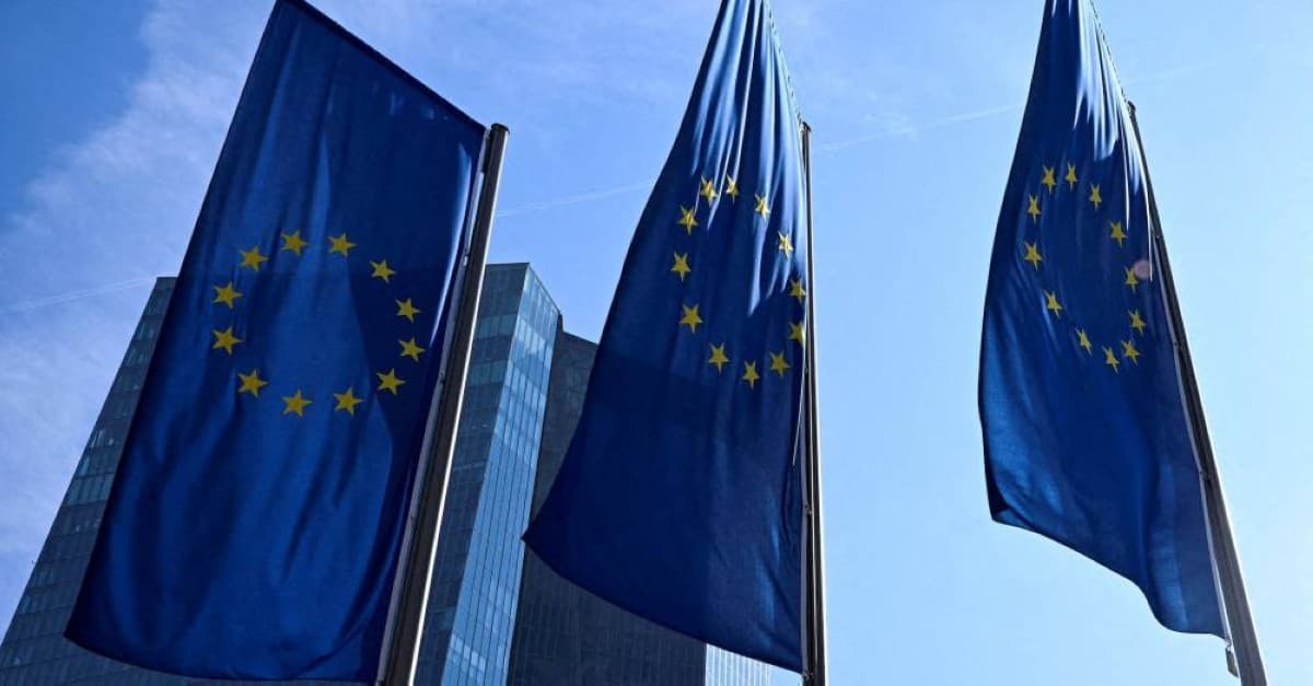 EU approves 1,600 Russia sanctions