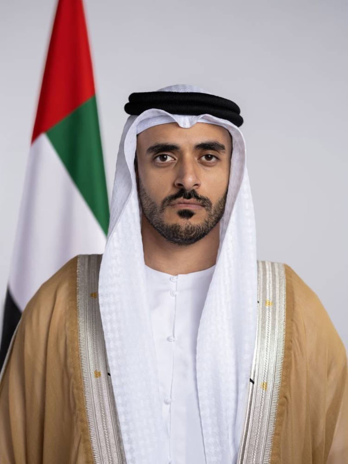 منصور بن زايد يصدر قرارين للهيئة الافتراضية