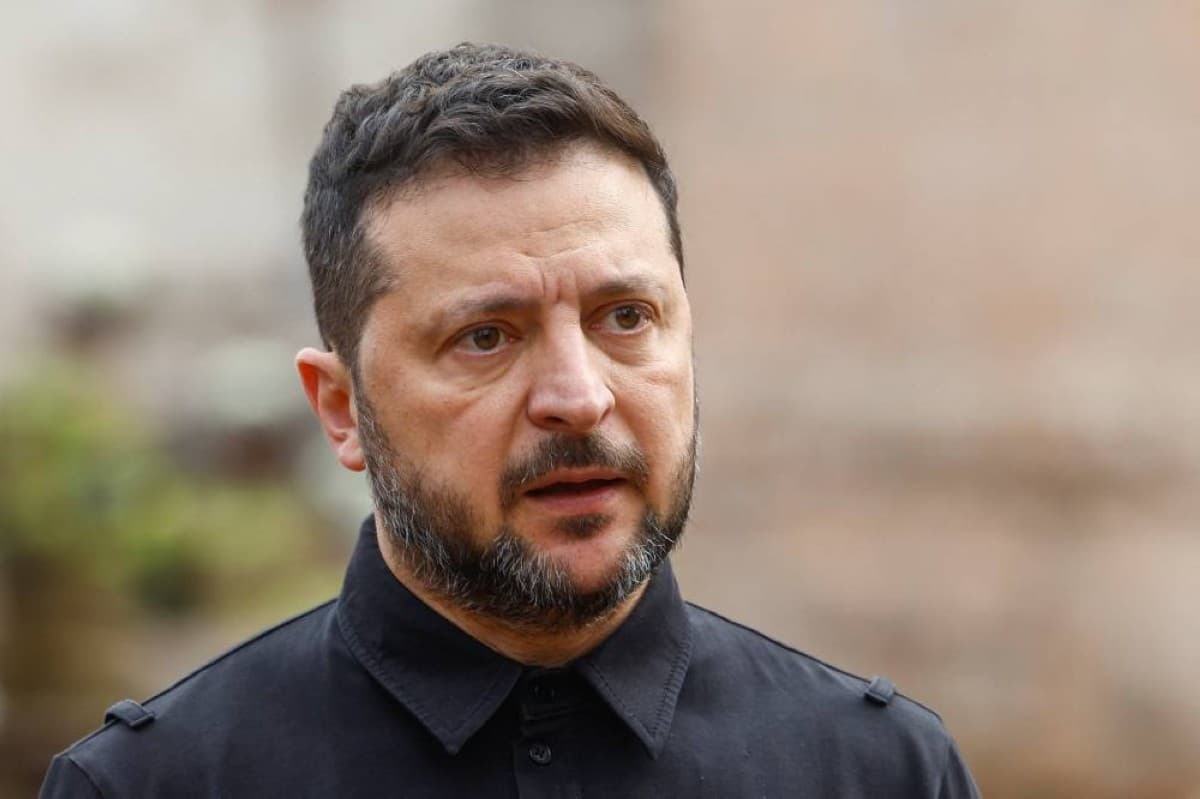Zelensky resumes attacks on Russian refineries
