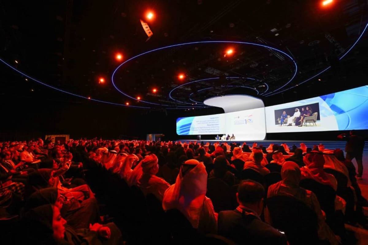 Dubai Roads uses 12th Dubai PMI logo