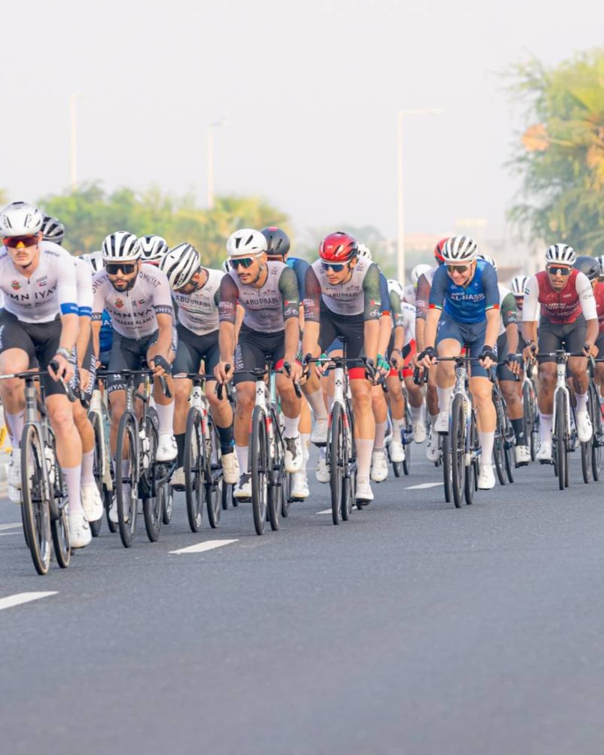 Al Ain Youth and Abu Dhabi Lead Beach Race