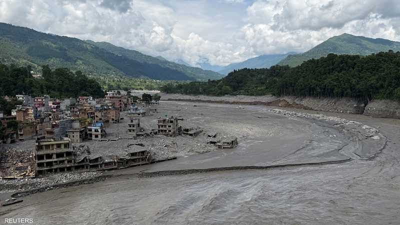 Nepal: Bell saves 900 students from flood