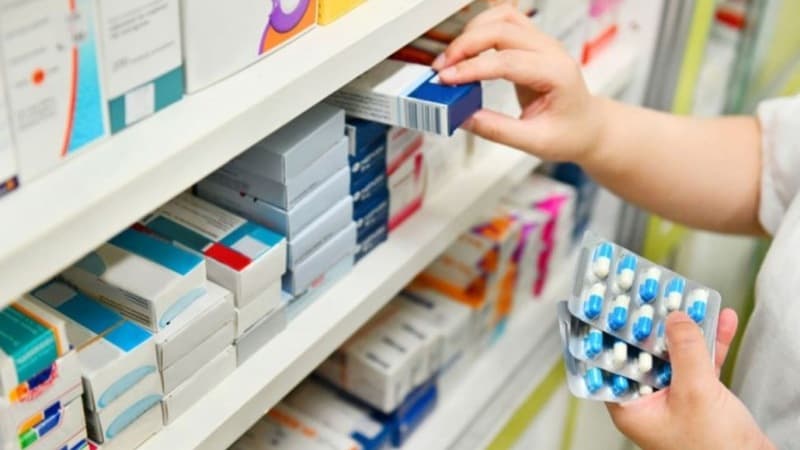 Laboratories Receive Deadline Extensions on Drug Licenses