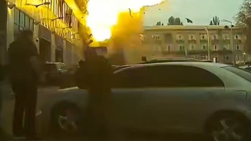 Russian strikes target Kyiv