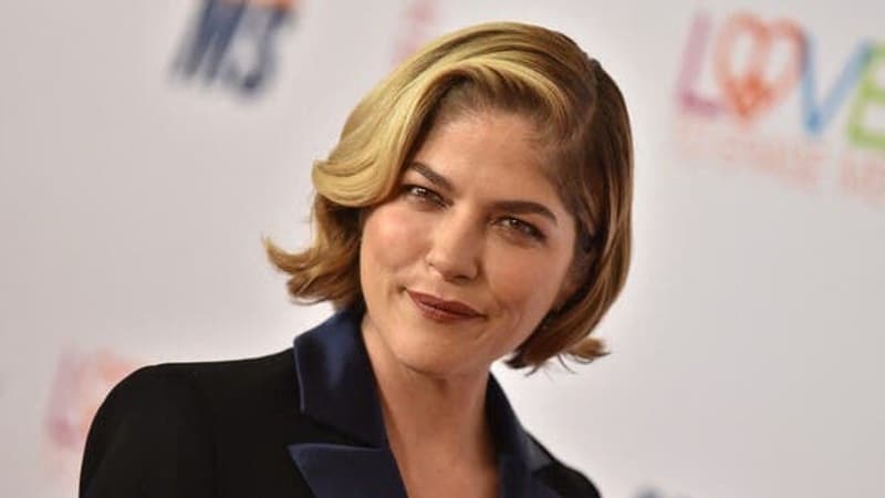 Actress Salma Blair detained after plane altercation