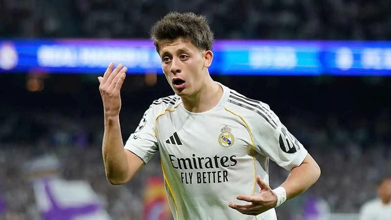 باريس سان جيرمان يتقدم لضم لاعب ريال مدريد