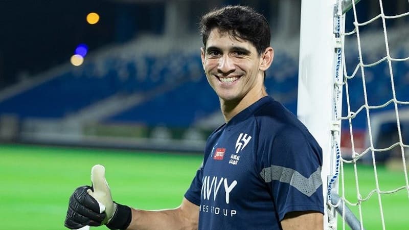 Bono's conflict with Al Hilal deepens