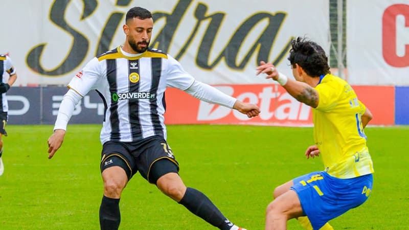 Shihab Al-Obaidi with a new coach in Portugal