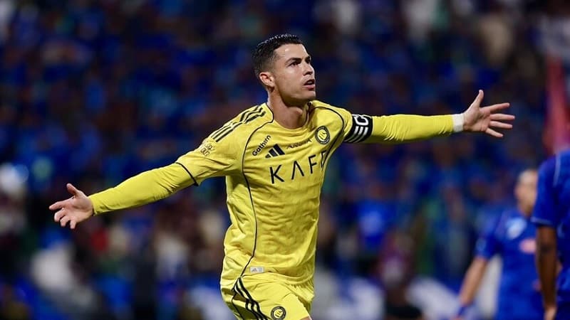 Ronaldo Claims to Be the Most Complete Player