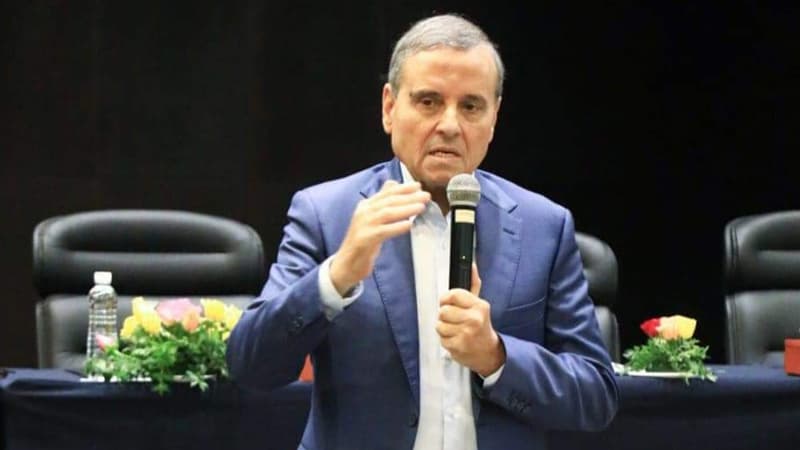 ناجي الجويني يوقف نشاط 18 حكماً ودوليين خارج الحسابات