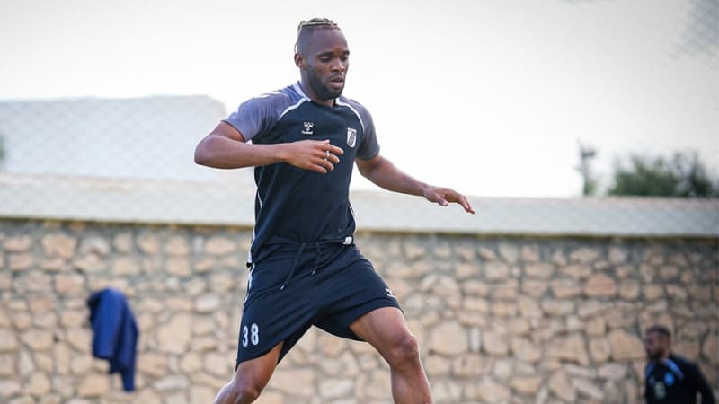 Sfaxien Ends Onana Contract