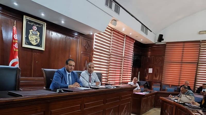 صفاقس تطلق برنامجًا صيفيًا لتنمية مهارات الشباب وتعزيز روح المبادرة