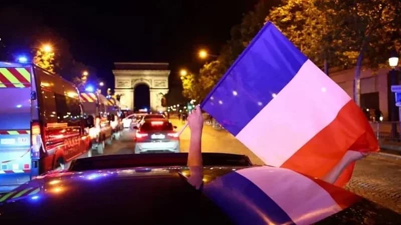 باريس: وفاة فتاة دهسًا أثناء احتفال المغرب بالفوز على فرنسا