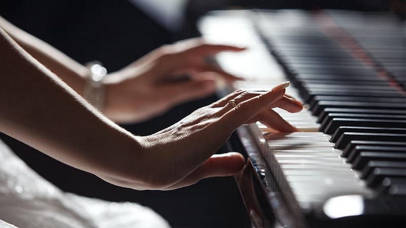 Inheritance of artistic talent in Tunisia