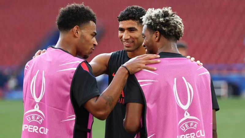ليفربول يقدم عرض لضم نجم باريس
