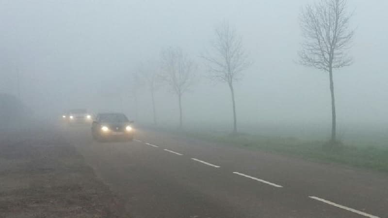 ضباب كثيف يسيطر على عدة مناطق الليلة والأربعاء