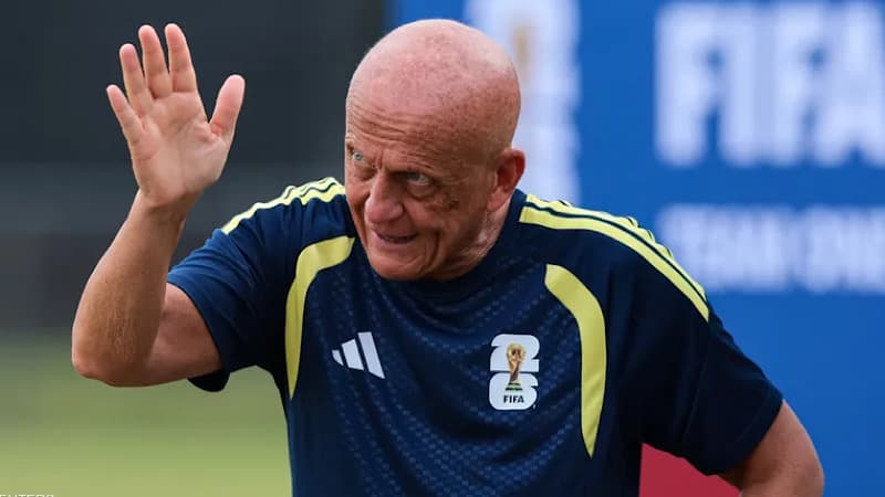 رئيس لجنة الحكام بالاتحاد الدولي يعلق على هدف مصر الملغى وعرقلة صلاح غير المحتسبة
