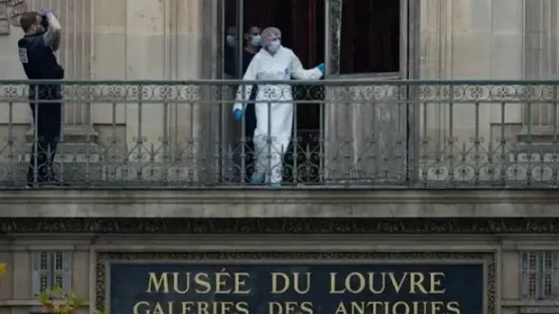 Louvre faces potential closure